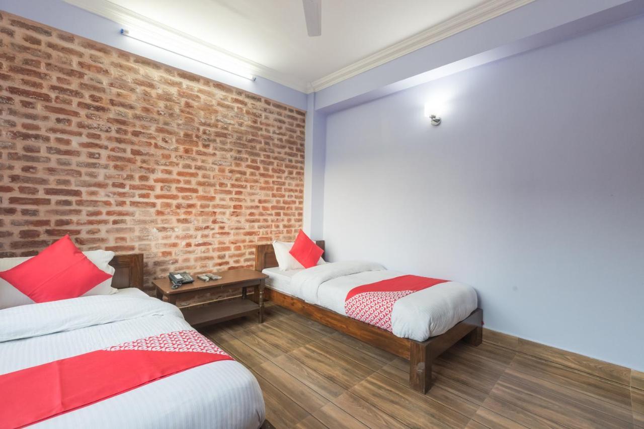 Oyo 729 Hotel Era Balaju Екстериор снимка