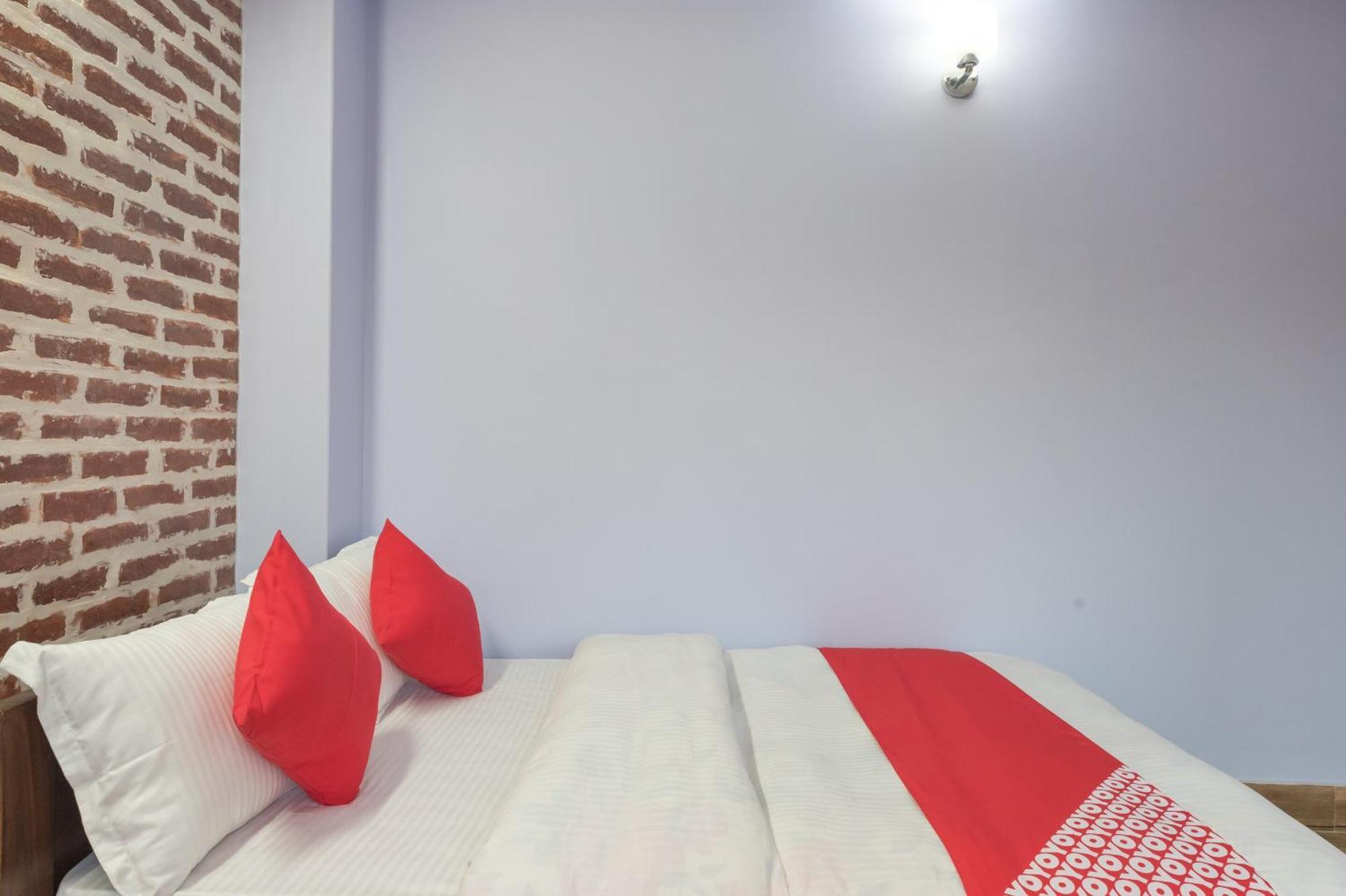 Oyo 729 Hotel Era Balaju Екстериор снимка